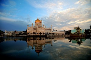 Prayer in Islam brunei-ramadan-mosque-water-reflection