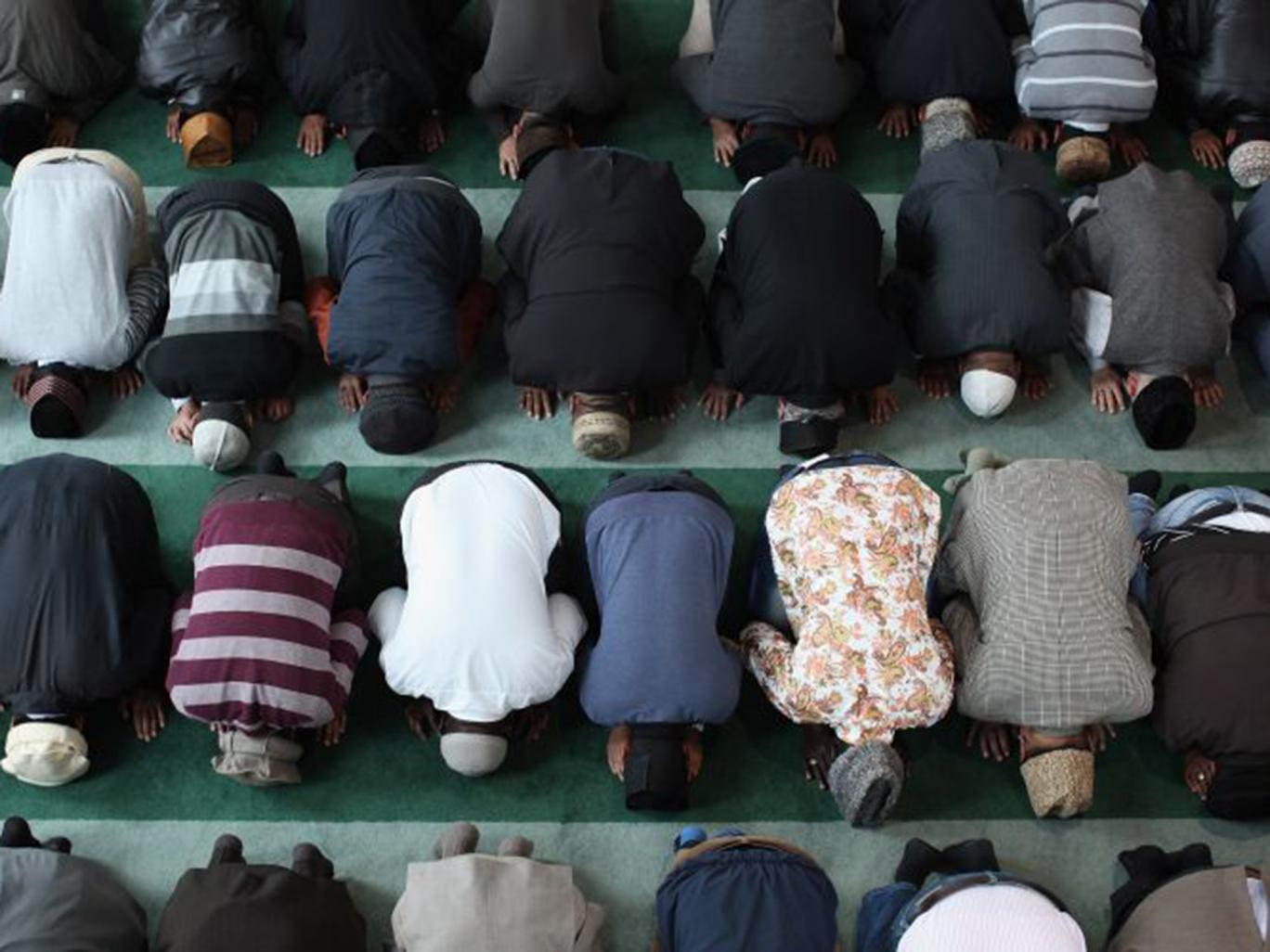 Muslims Prayer Reduces Back Pain, Eliminates Stress: Study Finds